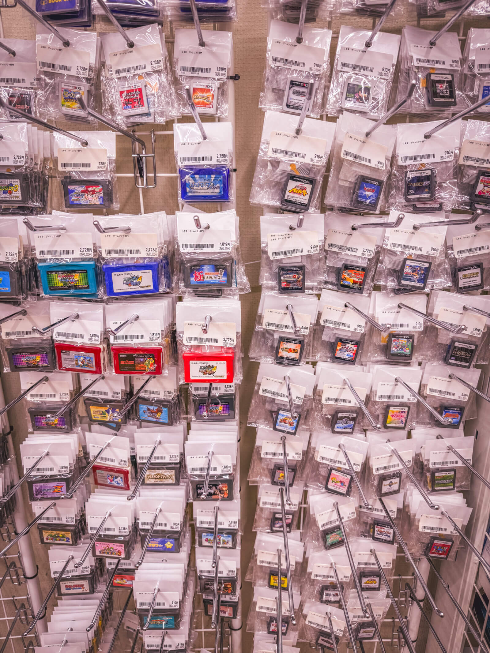 photo of retro games at bookoff