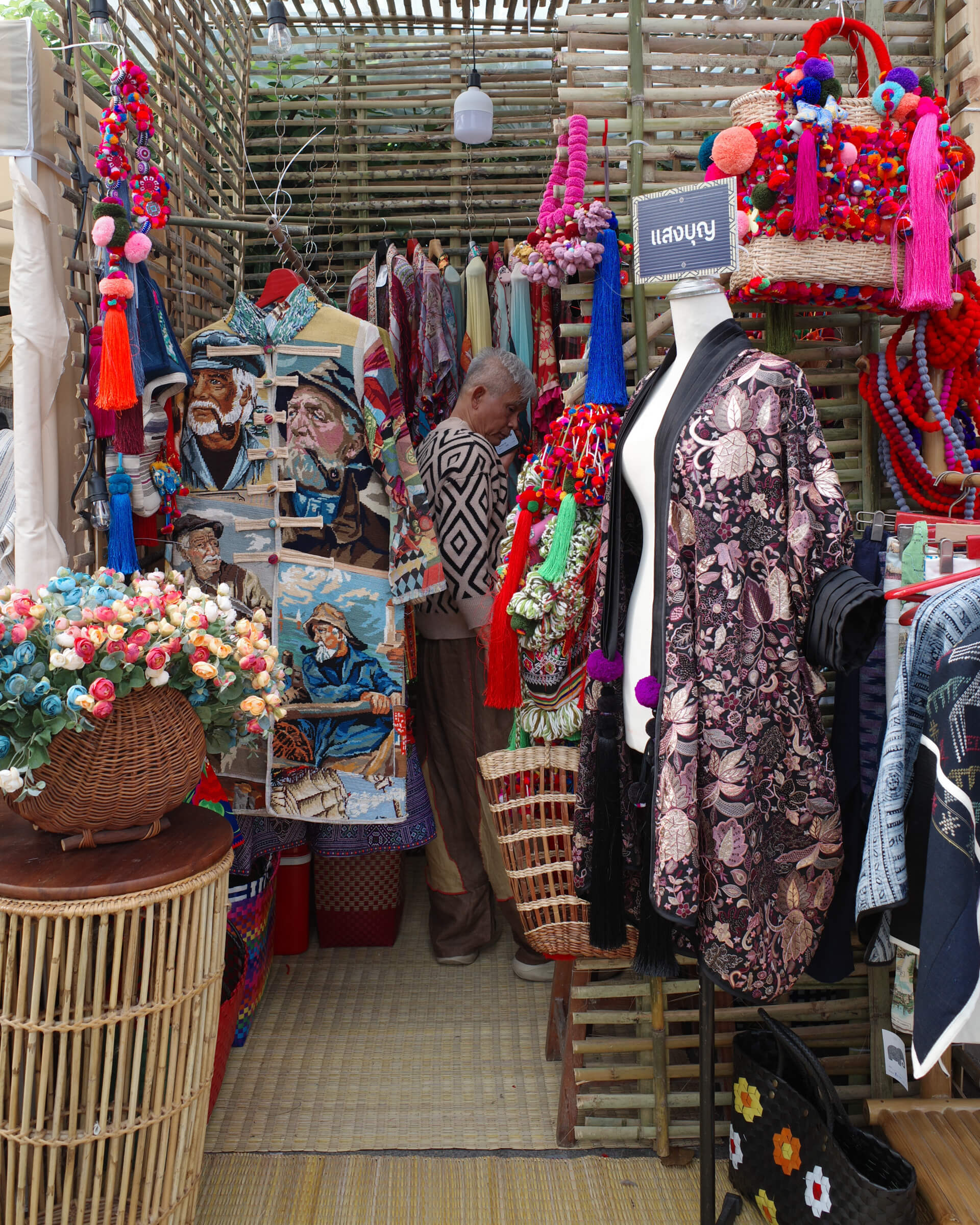 photo of fabric art at jing jai market