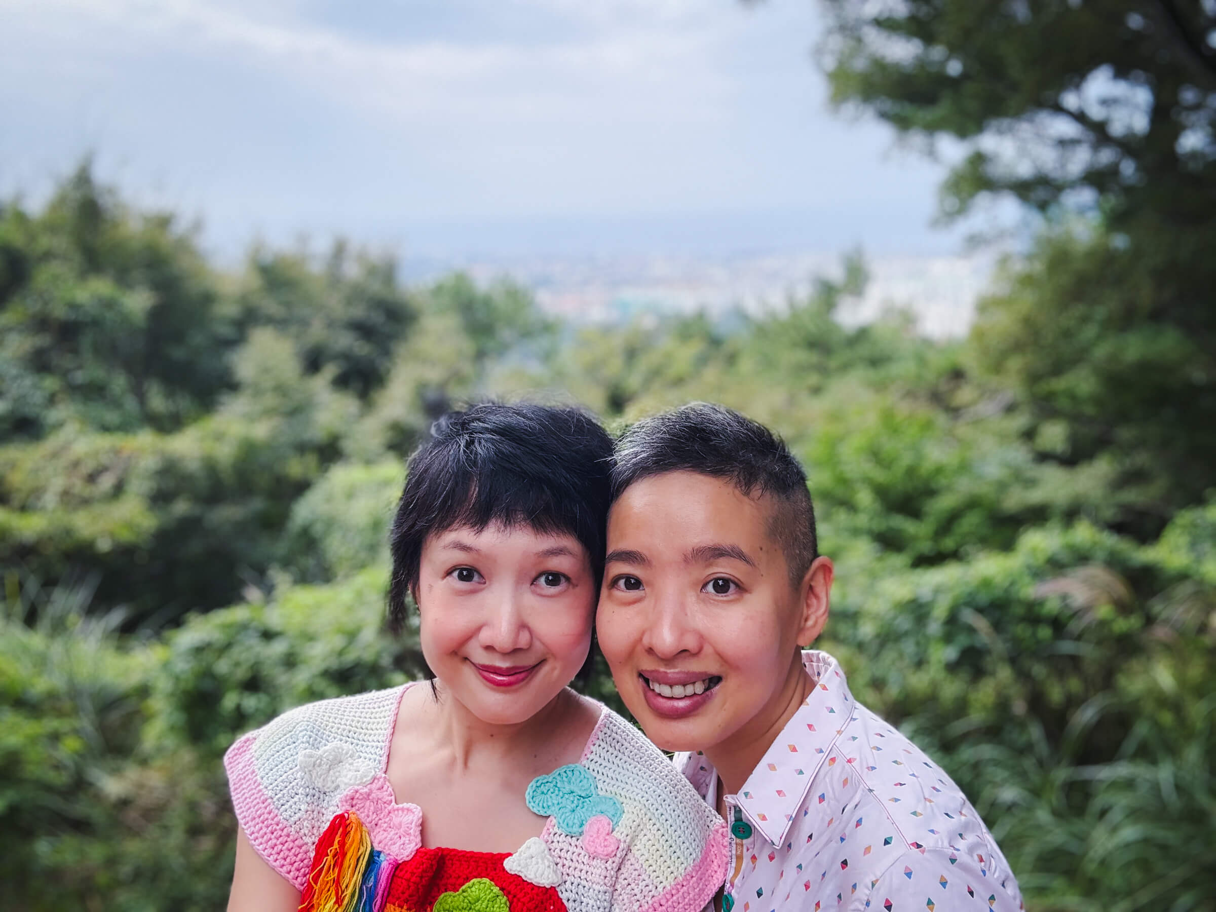 photo of us at Halla Arboretum, Jeju